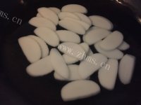 回味无穷的辣炒年糕做法图解2)