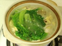 美味的蘑菇豆腐汤