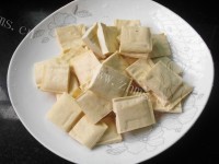 家常菜豆干炒腊肉做法图解2)