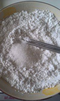 美味的芒果糯米糍做法图解3)