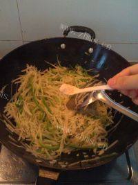 家常菜青椒土豆丝