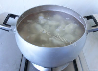 香气浓郁的茄子馅水饺做法图解9)