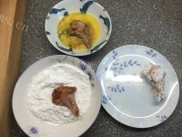 自制酥炸鸡翅根做法图解5)