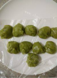 美味的抹茶芒果糯米糍做法图解8)