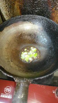 家常菜洋葱炒羊肉做法图解6)