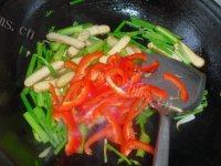 秀色的芹菜炒豆干做法图解8)