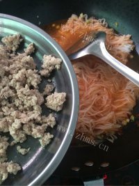 垂涎欲滴的蚂蚁上树做法图解9)
