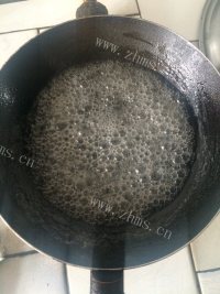 简单的炒红果做法图解4)