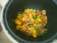 家常菜土豆排骨