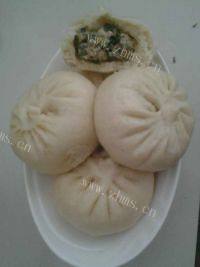 自己做的槐花包子