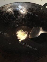 家常菜蒜蓉炒丝瓜做法图解3)