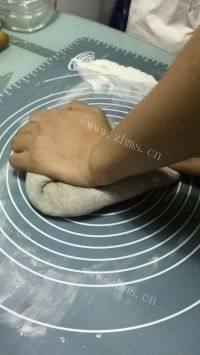黑芝麻馒头自制做法图解7)