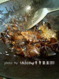 美味的虎皮鹌鹑蛋做法图解7)