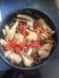 美味的香辣鸡爪