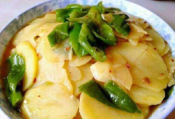 香飘十里的青椒土豆片