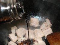 简易的萝卜炖肉做法图解5)