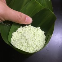 美味的水晶西米南瓜粽做法图解12)
