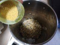 简易版薏米小米豆浆的做法图解四