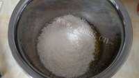 酥松的自制椰蓉蔓越莓馅做法图解2)
