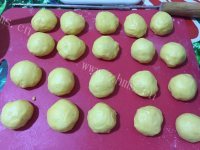 美味的金钱卷面包做法图解9)