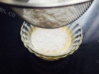 香喷喷的北海道戚风做法图解6)