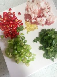 辣炒酸豇豆做法图解3)