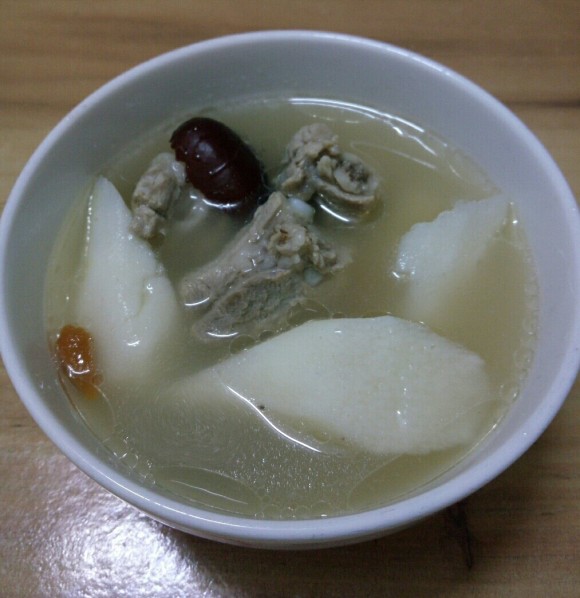 色香味浓的山药排骨汤