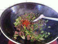 芹菜炒牛肉#简单版#做法图解7)