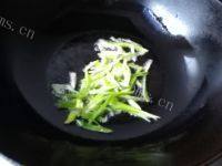 家常菜醋溜土豆丝做法图解5)