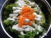 很有食欲的生菜沙拉