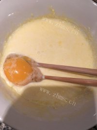 自制蓝莓马芬做法图解12)