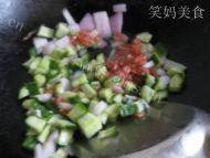 易做的酱油炒饭做法图解3)