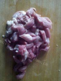 美味的糖醋肉做法图解1)