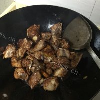 诱人的红烧排骨做法图解5)