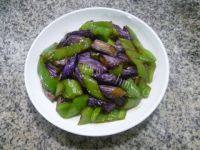 在家做的青椒炒茄子