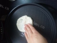 唇齿留香的三鲜馅饼做法图解9)