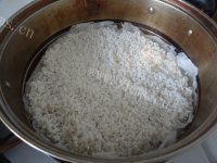 美味的糯米饭团做法图解1)