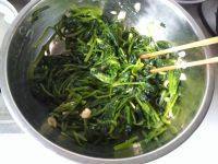 家常凉拌菠菜做法图解8)