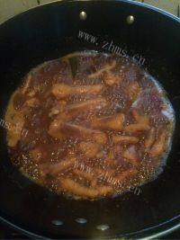 美味的卤鸡爪做法图解7)