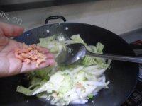 在家做的白菜炖豆腐做法图解8)