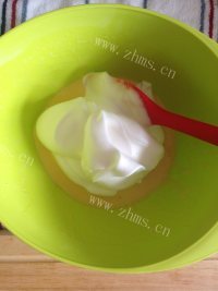 自制原味蛋糕卷做法图解10)