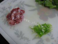 简单的扁豆炒肉做法图解3)
