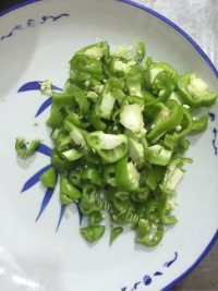 美味的炒皮挑菌做法图解2)