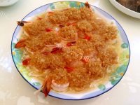 美味的蒜蓉金针菇蒸虾做法图解3)