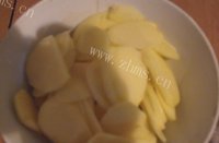 自己做的土豆鸡蛋饼做法图解3)