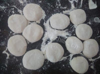 好吃的白菜肉饺做法图解15)