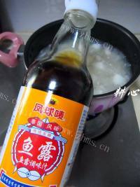 自制猪颈肉冬瓜汤做法图解7)