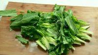 家常菜豆豉鲮鱼油麦菜做法图解1)