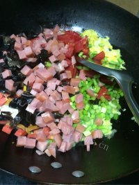 美味的烩麻食做法图解5)