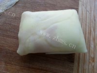 珍馐美味的榴莲班戟做法图解12)